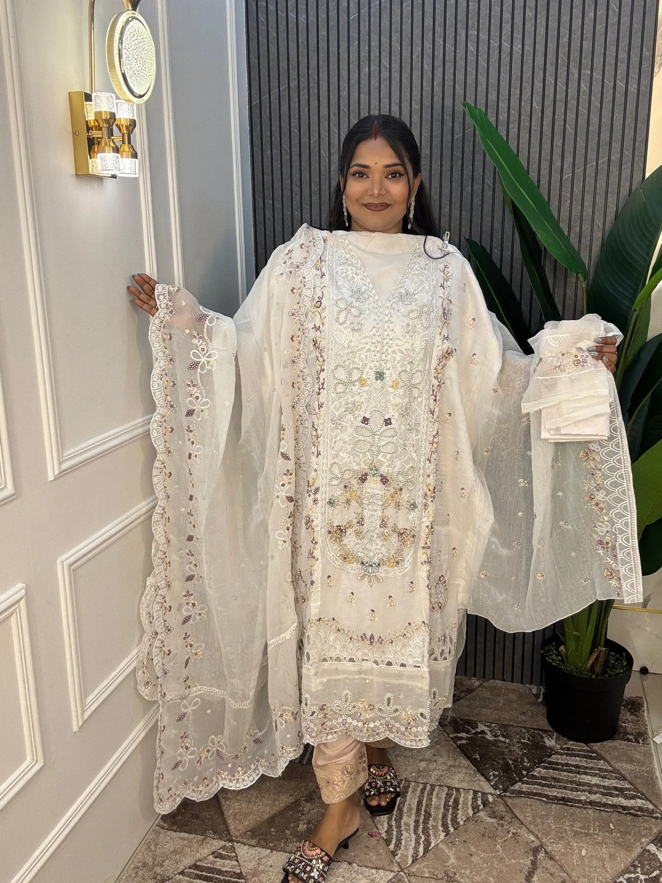 Unstitched Arabian Silk 4pices Dress view 4