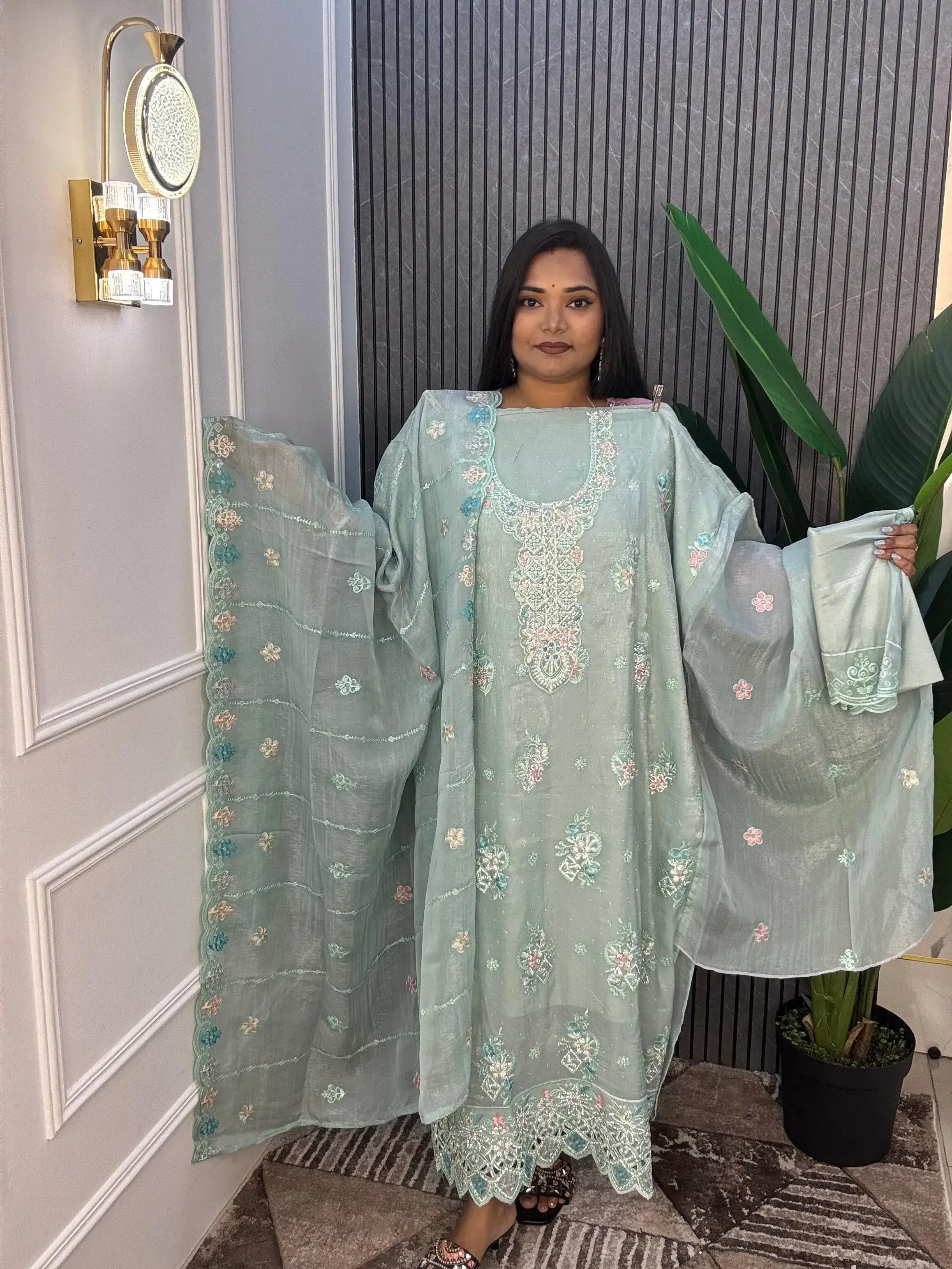 Unstitched Arabian Silk 4pices Dress view 3